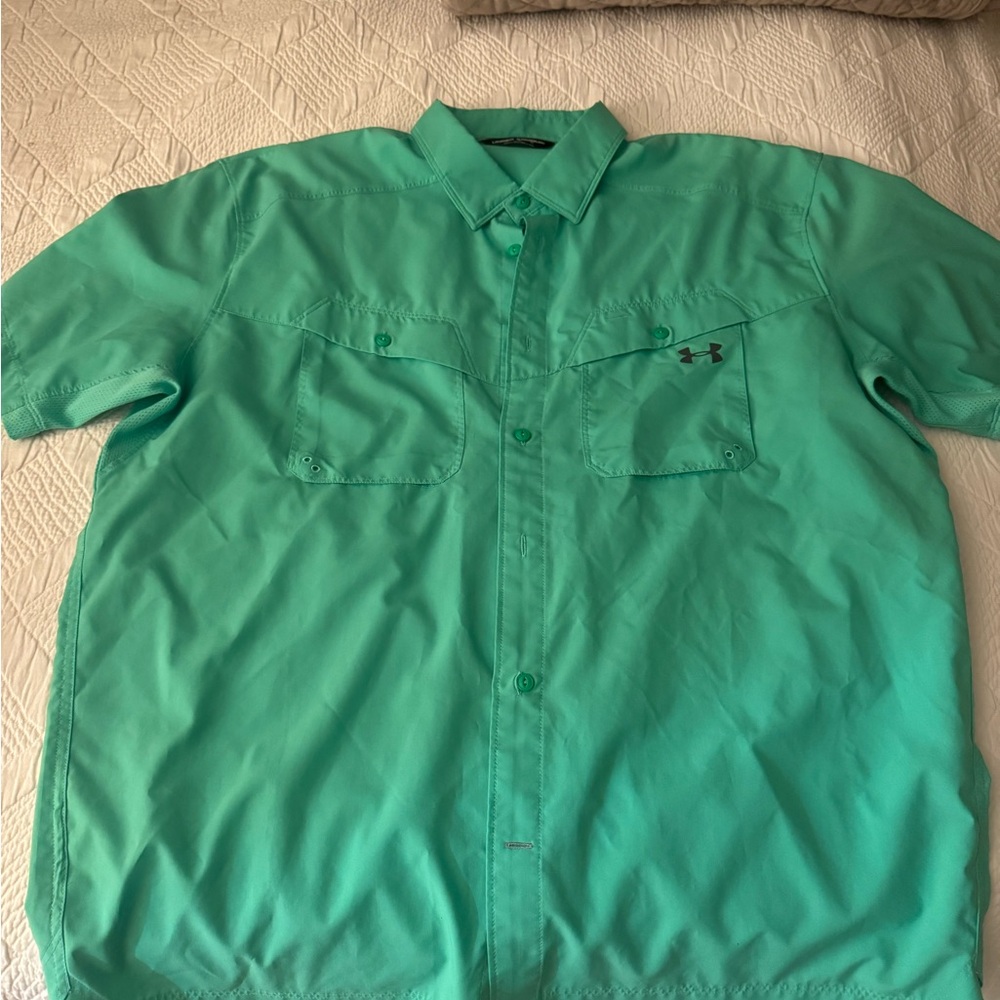 Under Armour Men's Green Fishing Shirt